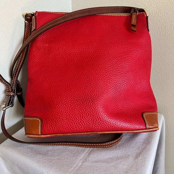 Dooney and Bourke Crossbody, red leather - Picture 2 of 13